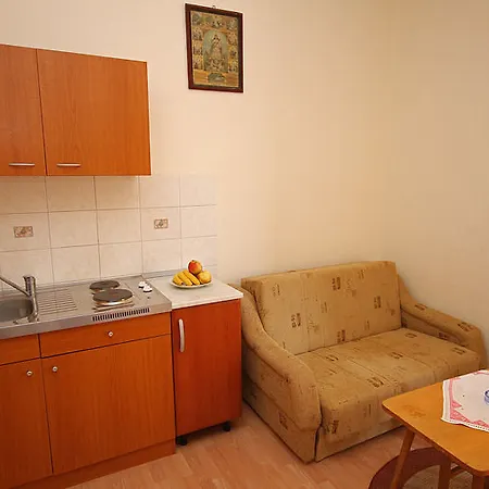 Guest house & Cakelic 3*