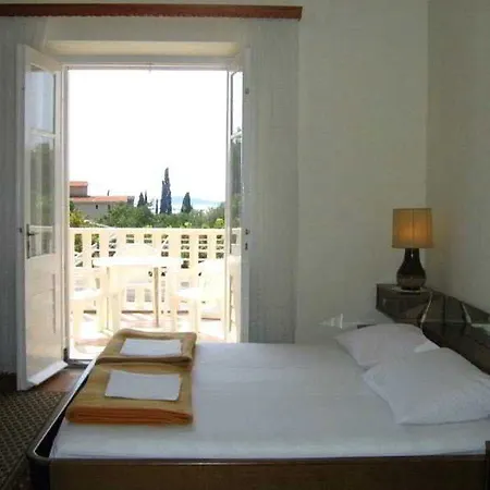 Guest house & Cakelic Mlini