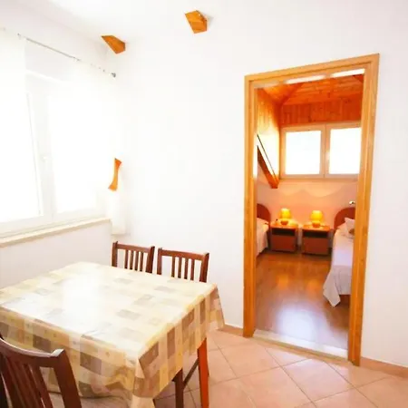 & Cakelic مْليني