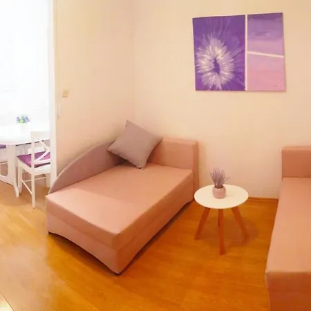 & Cakelic Gæstehus Mlini