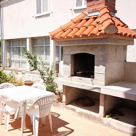 & Cakelic Gæstehus Mlini