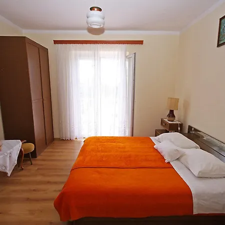 & Cakelic 3* مْليني